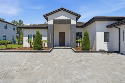 15800 PENDIO DRIVE
