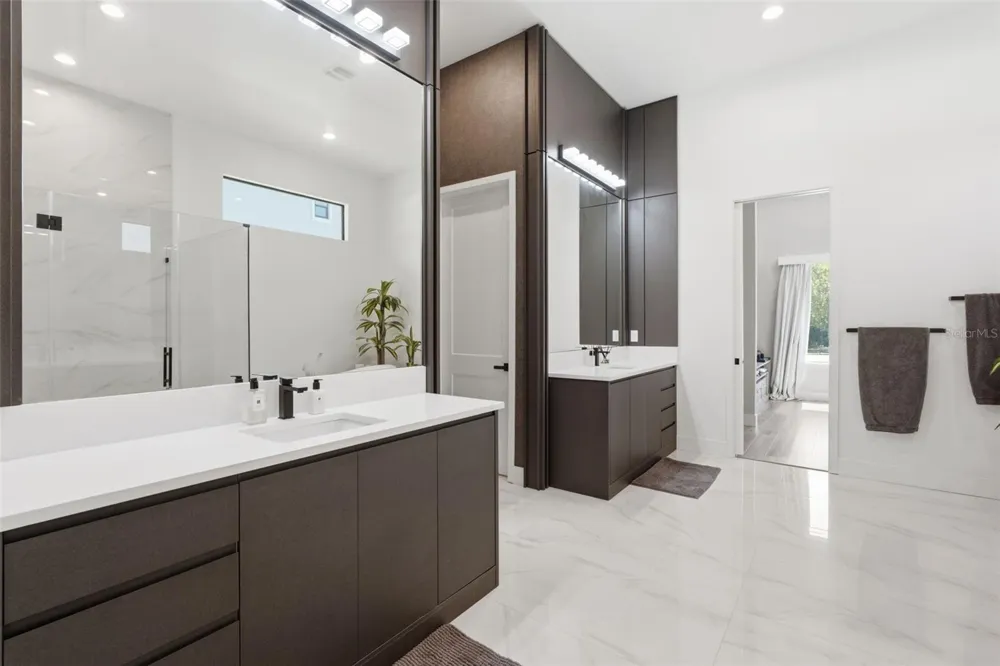 15800 PENDIO DRIVE Bella Collina, FL 34756