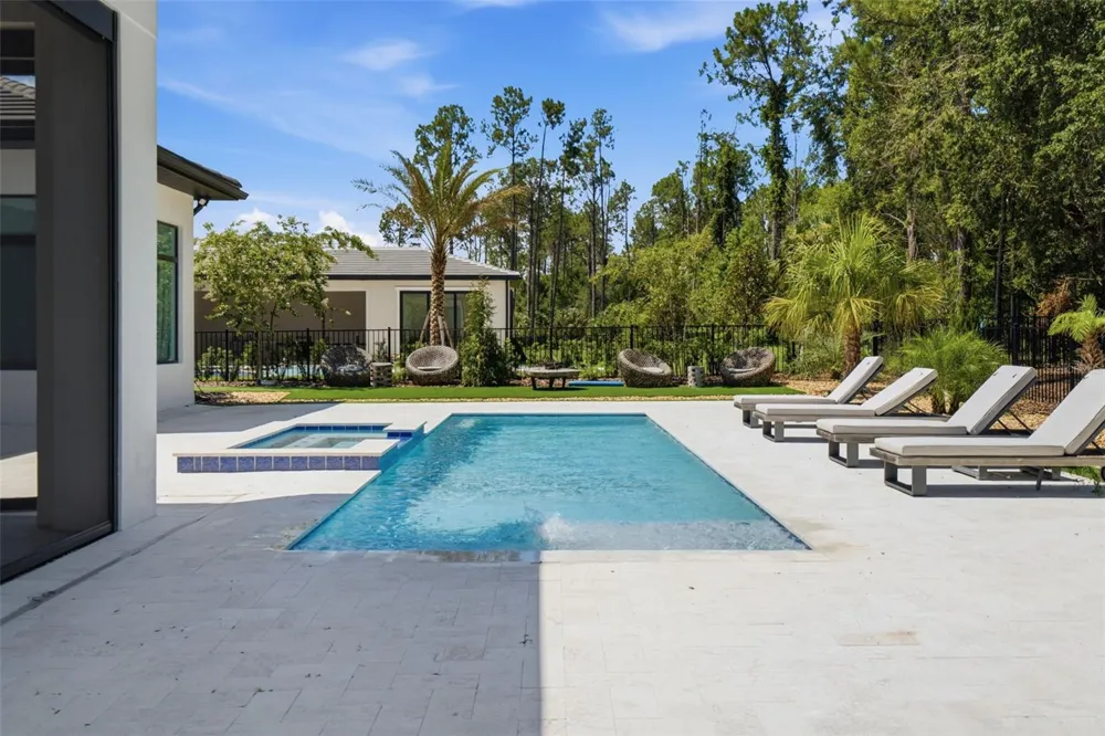 15800 PENDIO DRIVE Bella Collina, FL 34756