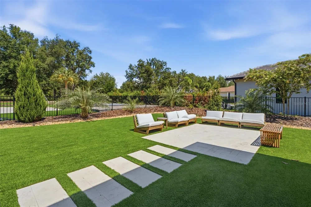 15800 PENDIO DRIVE Bella Collina, FL 34756