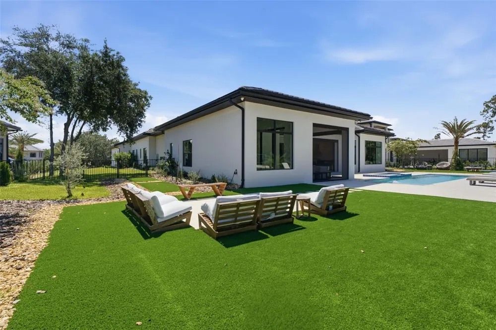 15800 PENDIO DRIVE Bella Collina, FL 34756