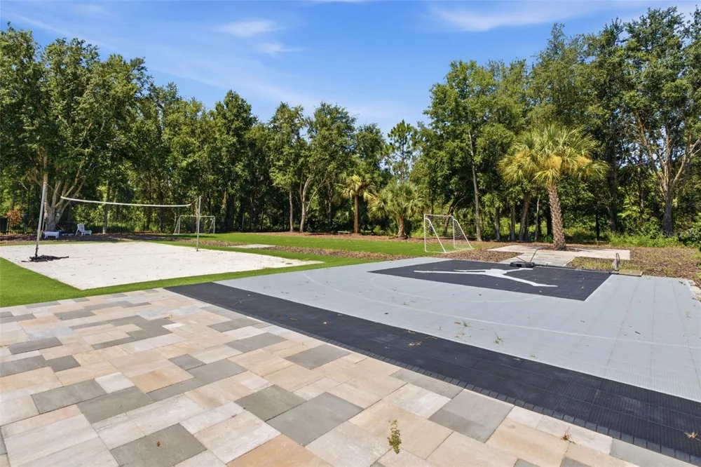 15800 PENDIO DRIVE Bella Collina, FL 34756