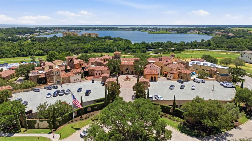 15800 PENDIO DRIVE Bella Collina, FL 34756