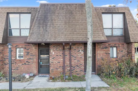 1836 CRYSTAL LAKE DRIVE #19