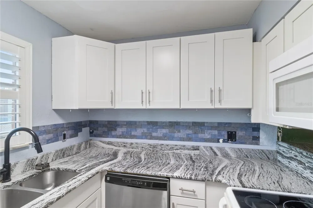 1836 CRYSTAL LAKE DRIVE #19 Lakeland, FL 33801