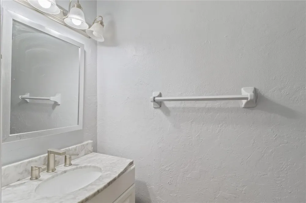 1836 CRYSTAL LAKE DRIVE #19 Lakeland, FL 33801