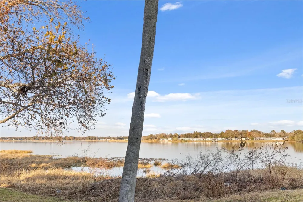 1836 CRYSTAL LAKE DRIVE #19 Lakeland, FL 33801