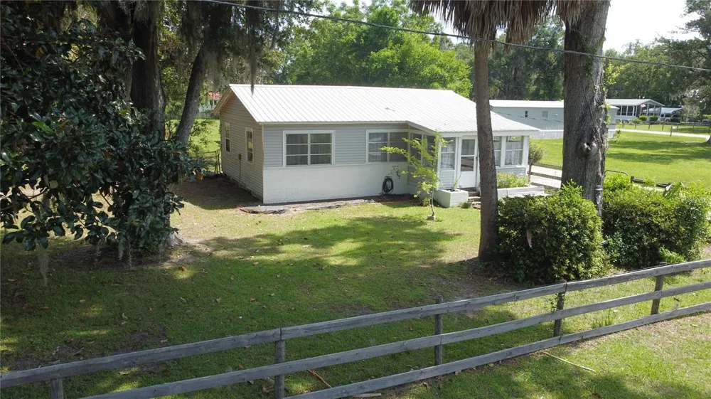 2995 NE 97TH STREET ROAD Anthony, FL 32617