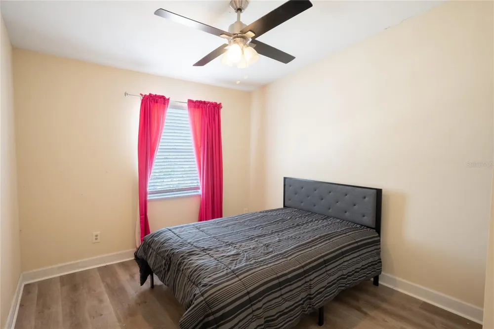 5409 SWEETWATER TERRACE CIRCLE Tampa, FL 33634