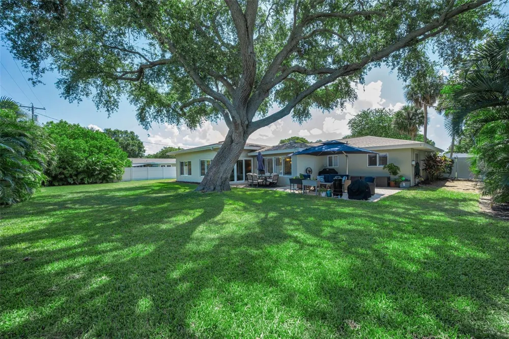 1732 GOLF VIEW DRIVE Belleair, FL 33756