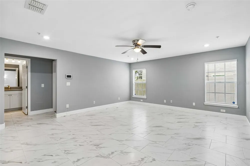 2613 ESPANA COURT Tampa, FL 33609