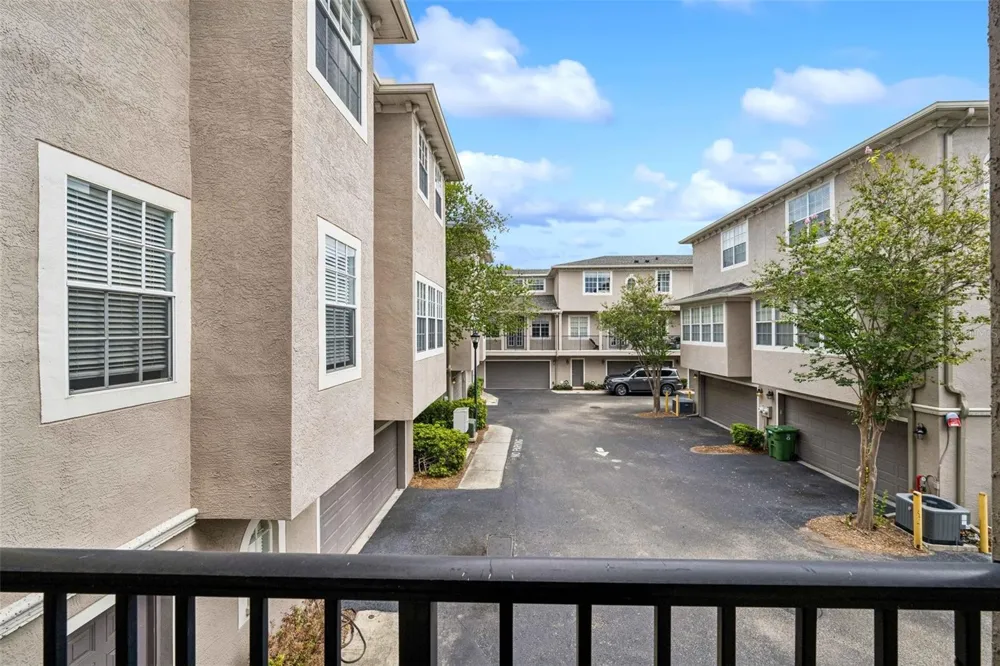 2613 ESPANA COURT Tampa, FL 33609