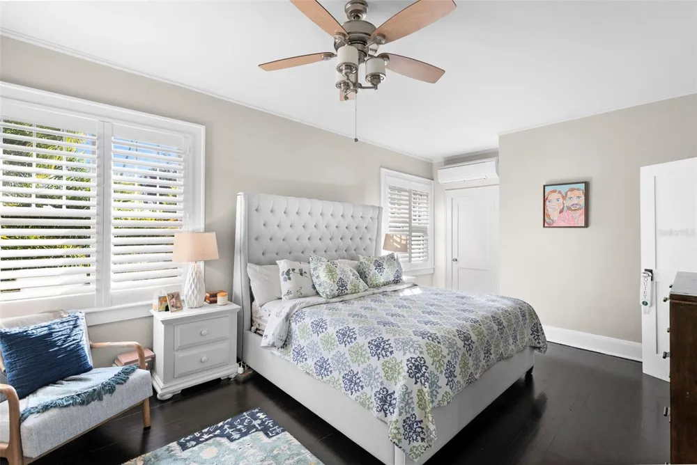 2943 W BAYSHORE COURT Tampa, FL 33611