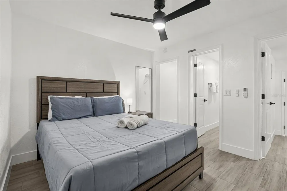 1305 29TH STREET W Bradenton, FL 34205
