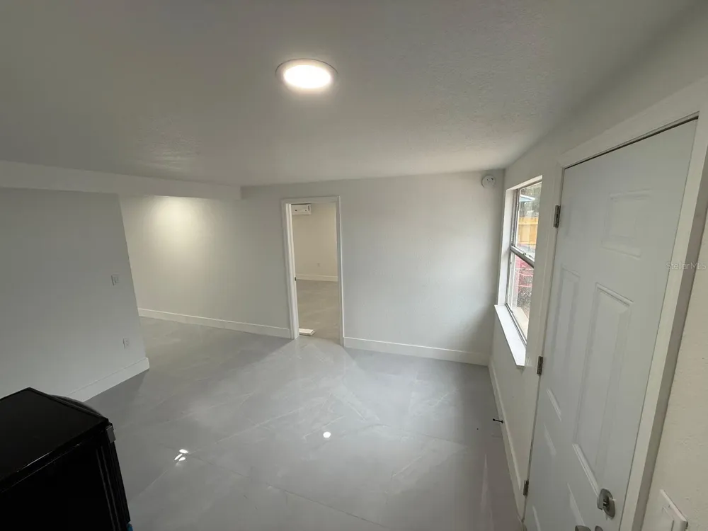 427 40TH AVENUE S St Petersburg, FL 33705