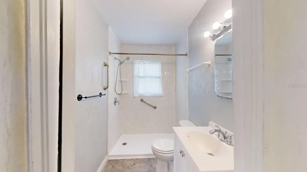 125 CAROLINE STREET Daytona Beach, FL 32114