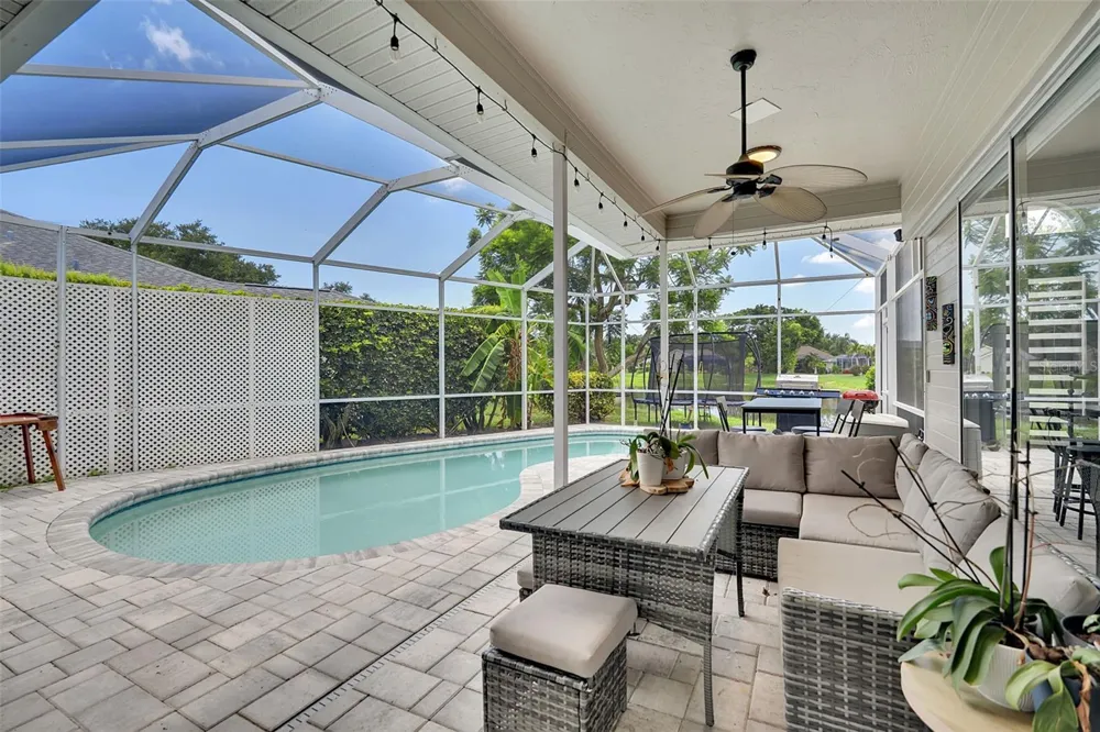 6817 CORRAL CIRCLE Sarasota, FL 34243