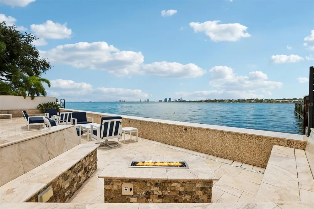 2 ADALIA AVENUE #301 Tampa, FL 33606