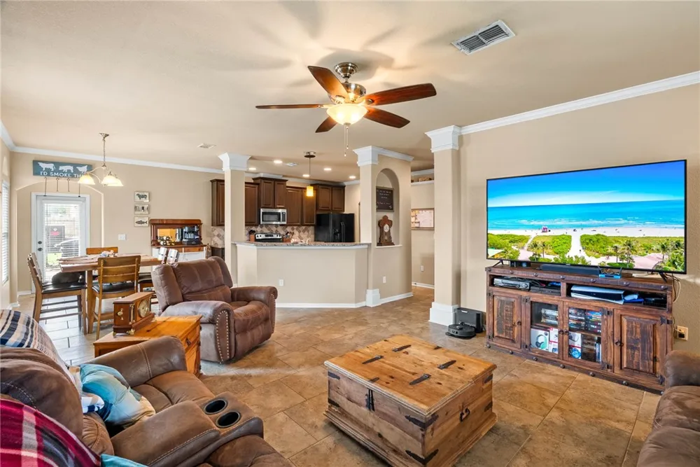 321 Pacific Drive Portland, TX 78374