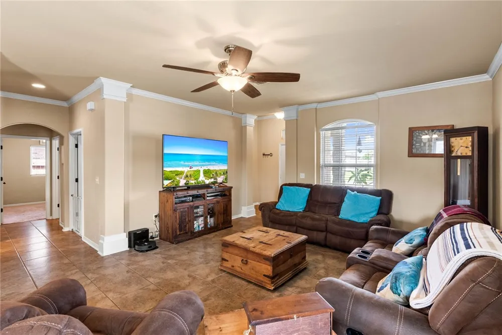 321 Pacific Drive Portland, TX 78374