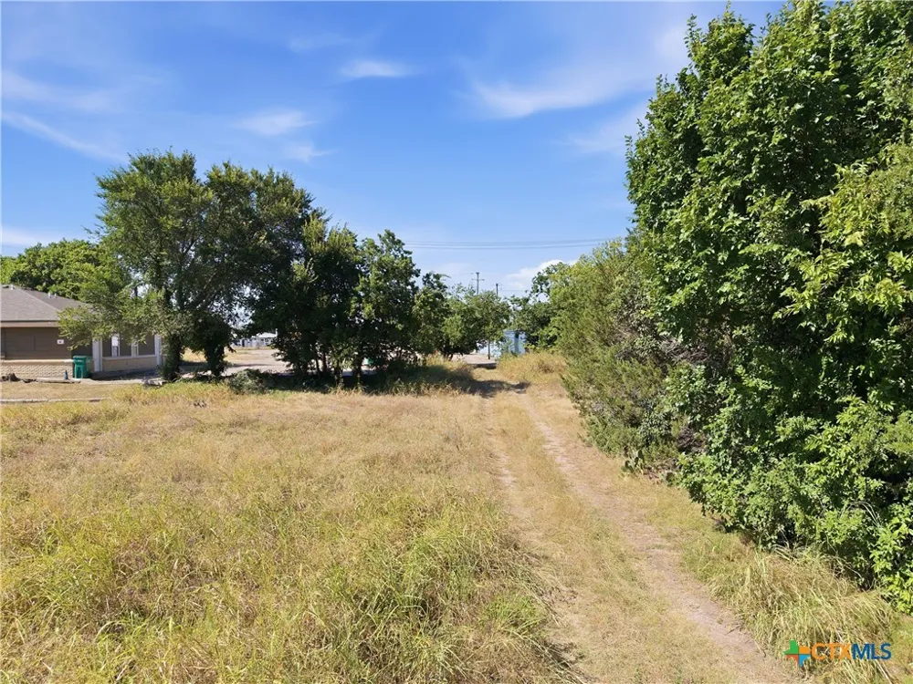 307 W Valley Road Harker Heights, TX 76548
