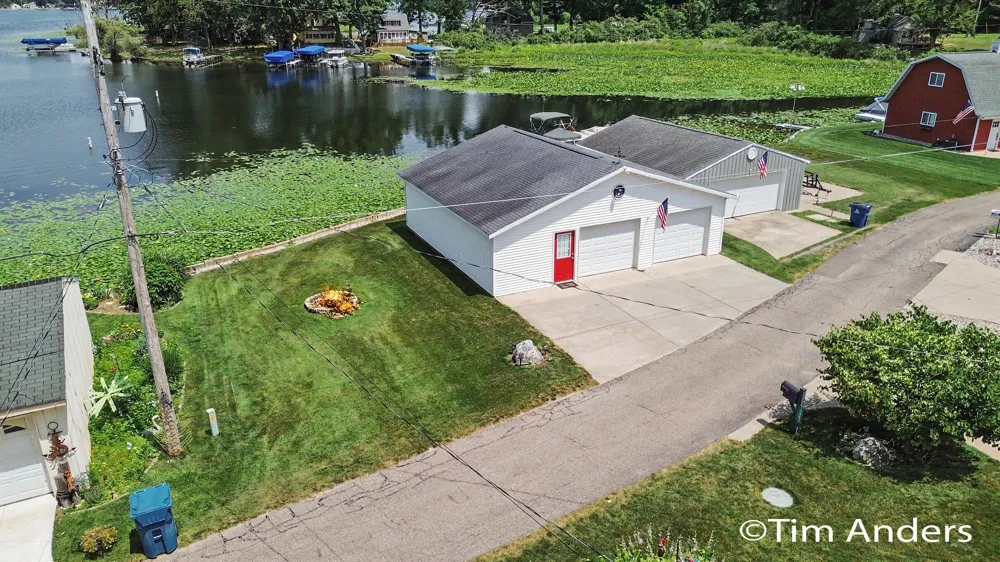 10992 Boniface Point Drive Plainwell, MI 49080