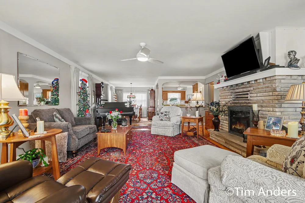 10992 Boniface Point Drive Plainwell, MI 49080