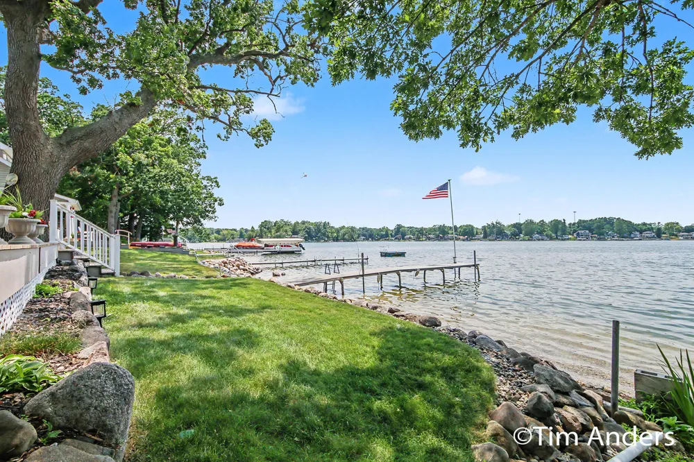 10992 Boniface Point Drive Plainwell, MI 49080