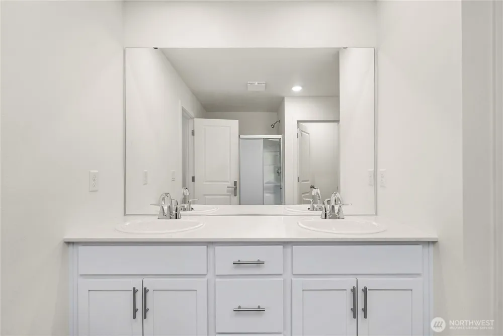 1424 Salzer Creek Loop Centralia, WA 98531