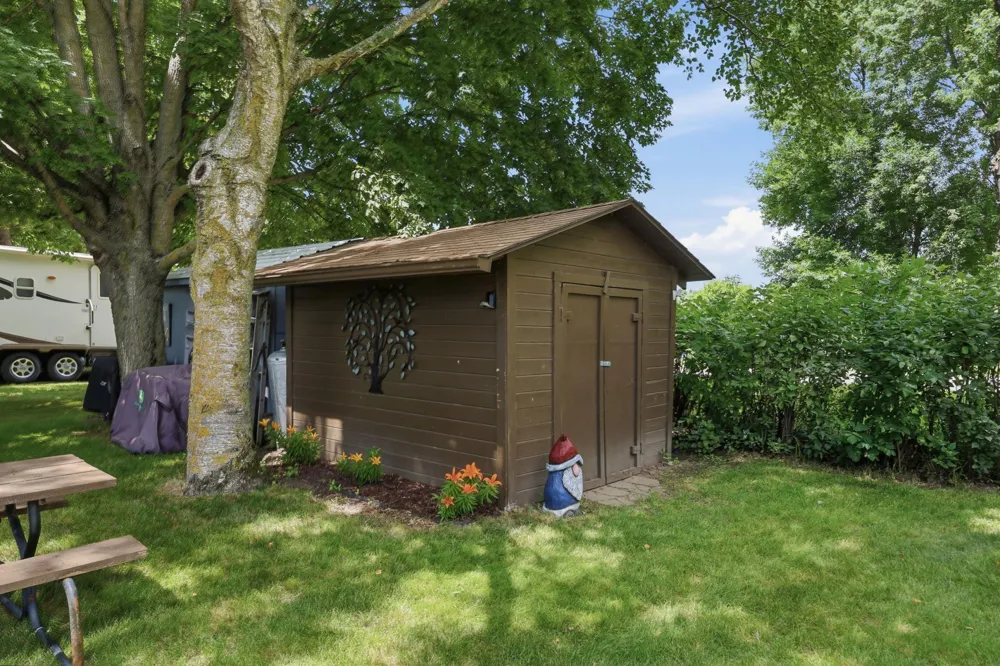 13557 Rossman-Erickson Road Lake Park, MN 56554