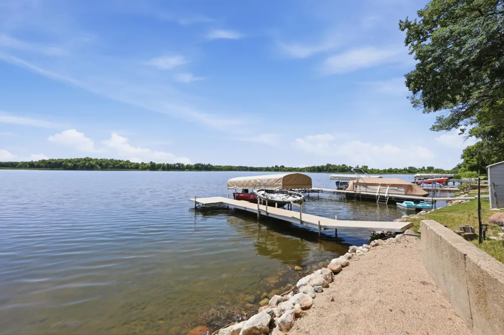 13557 Rossman-Erickson Road Lake Park, MN 56554