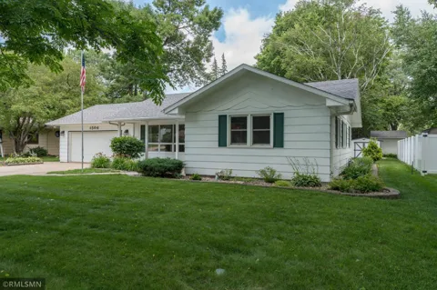 1506 James Drive
