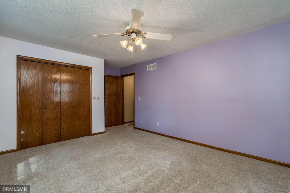 1506 James Drive North Mankato, MN 56003