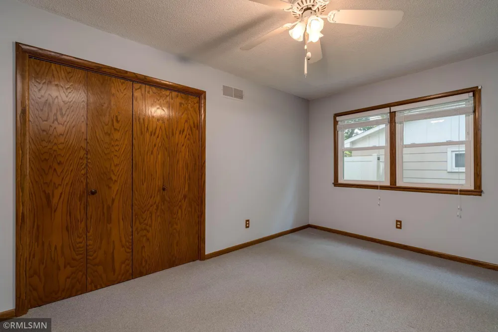 1506 James Drive North Mankato, MN 56003