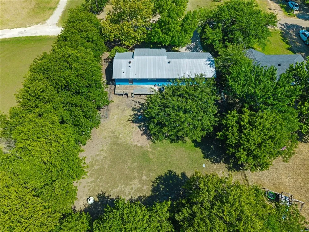 104 Parker Street Italy, TX 76651