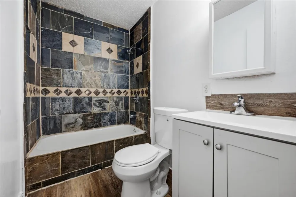 104 Parker Street Italy, TX 76651