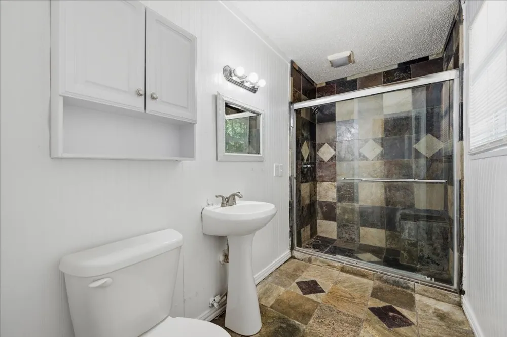 104 Parker Street Italy, TX 76651