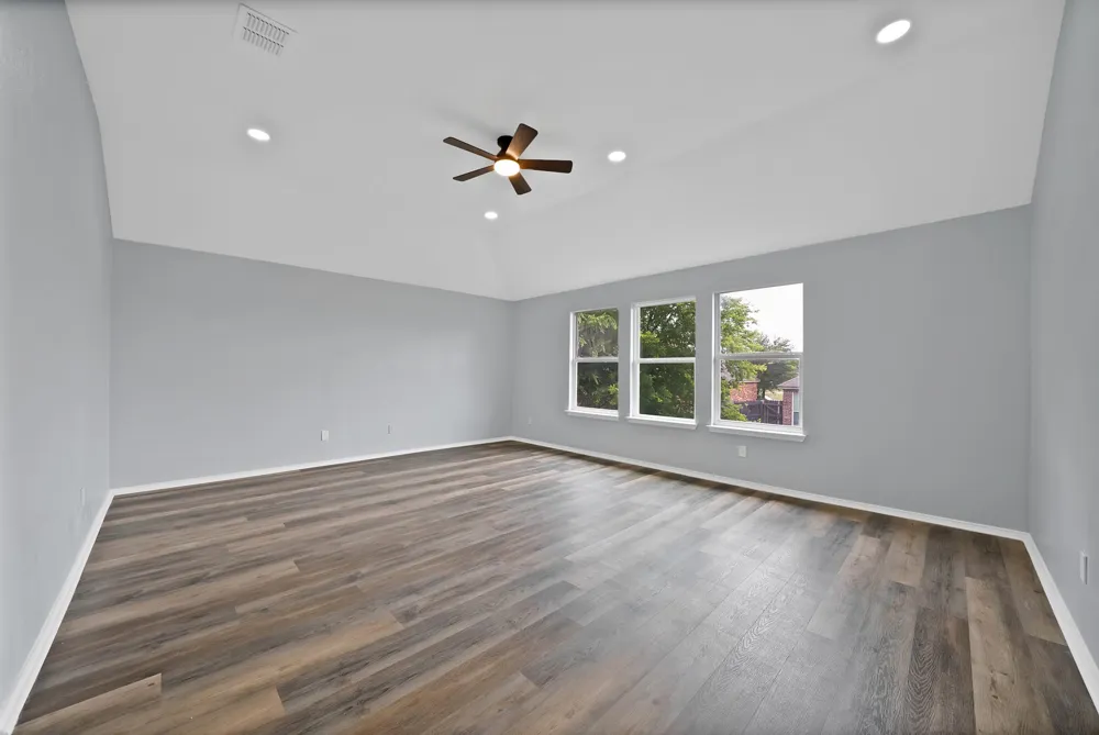 137 Heritage Drive Crowley, TX 76036