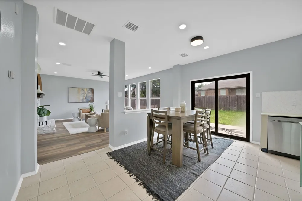 137 Heritage Drive Crowley, TX 76036