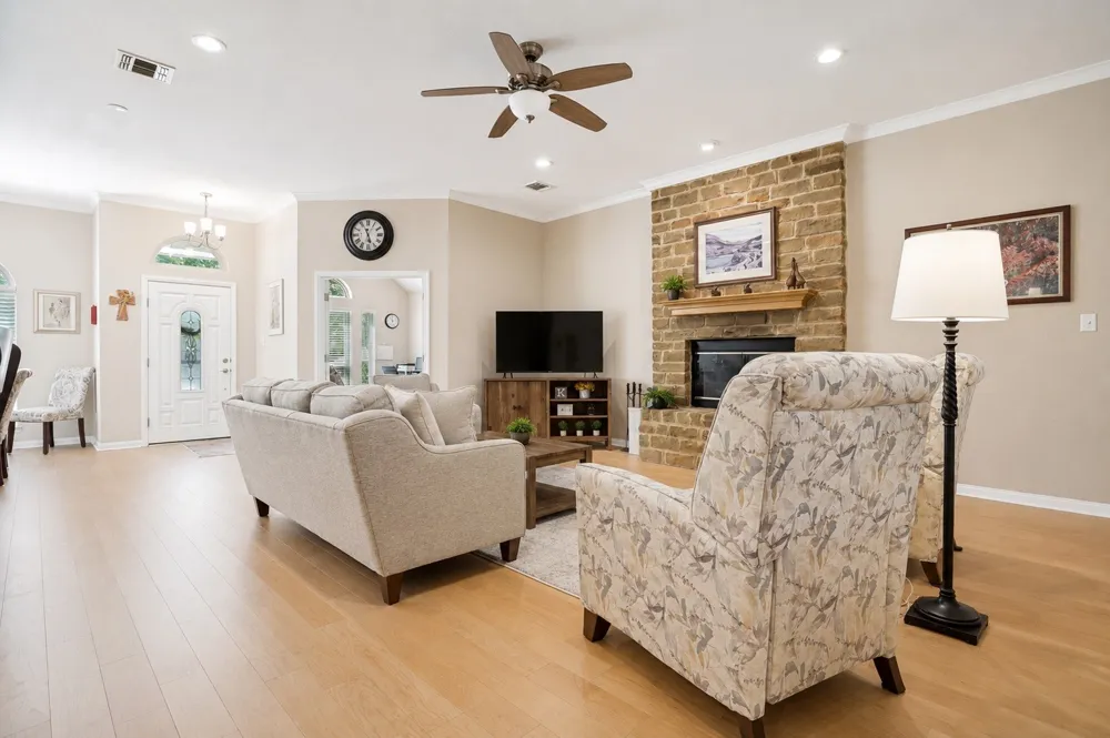 222 Hart Court Runaway Bay, TX 76426