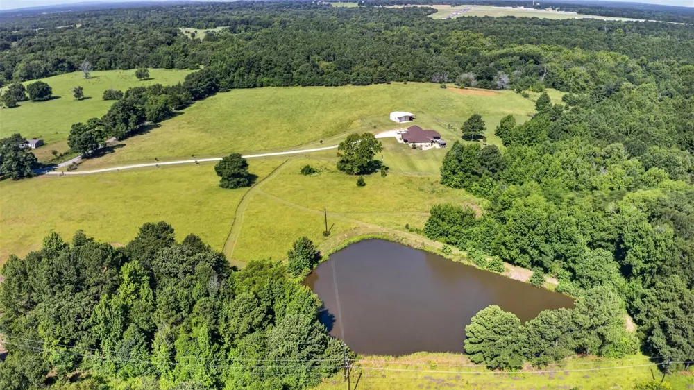 150 Private Road 6421 Palestine, TX 75803