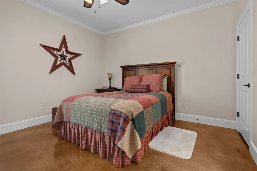 150 Private Road 6421 Palestine, TX 75803
