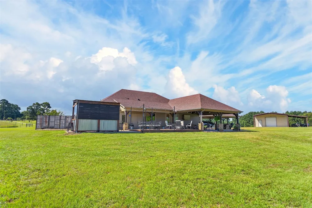 150 Private Road 6421 Palestine, TX 75803