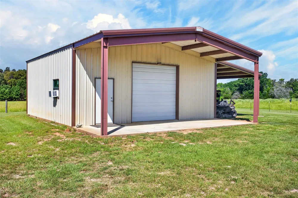 150 Private Road 6421 Palestine, TX 75803