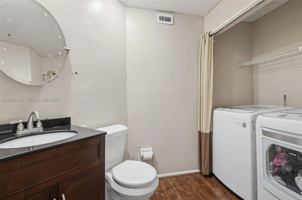 4478 Oak Arbor Circ Orlando, FL 33808