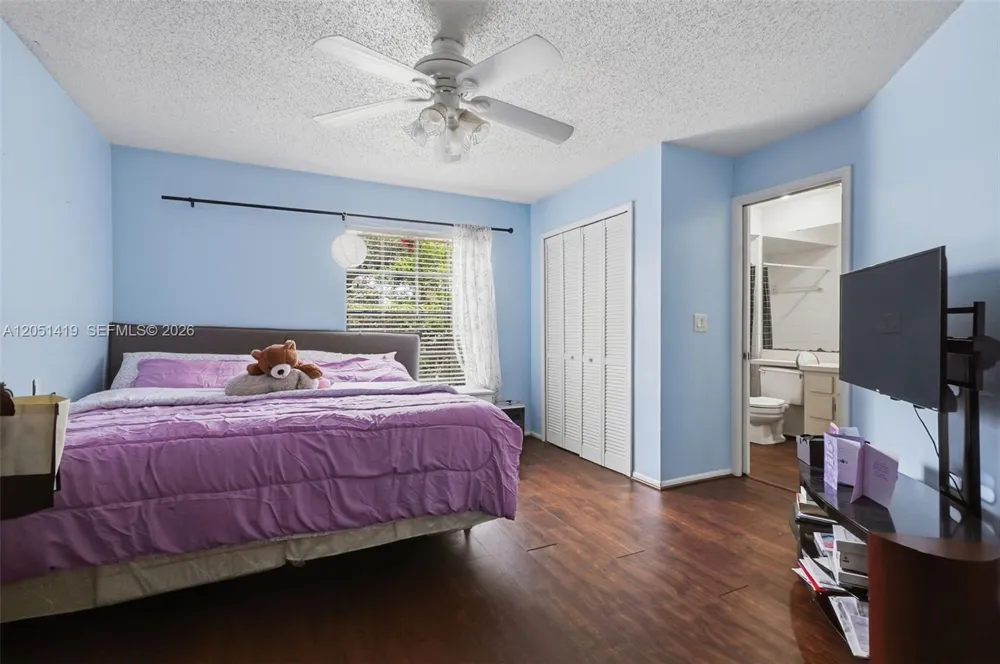 4478 Oak Arbor Circ Orlando, FL 33808