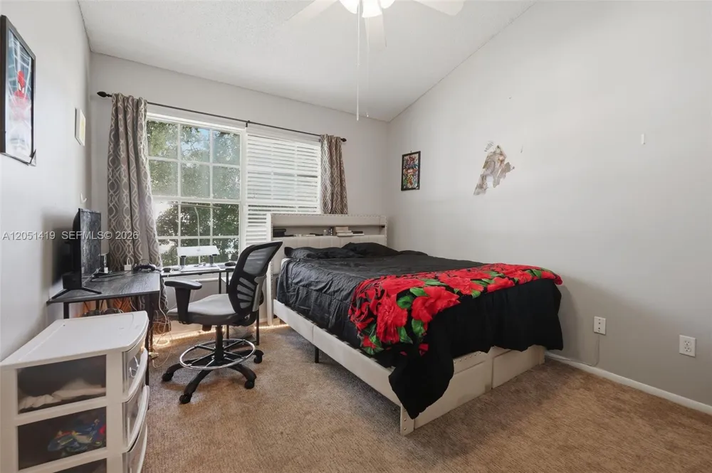 4478 Oak Arbor Circ Orlando, FL 33808