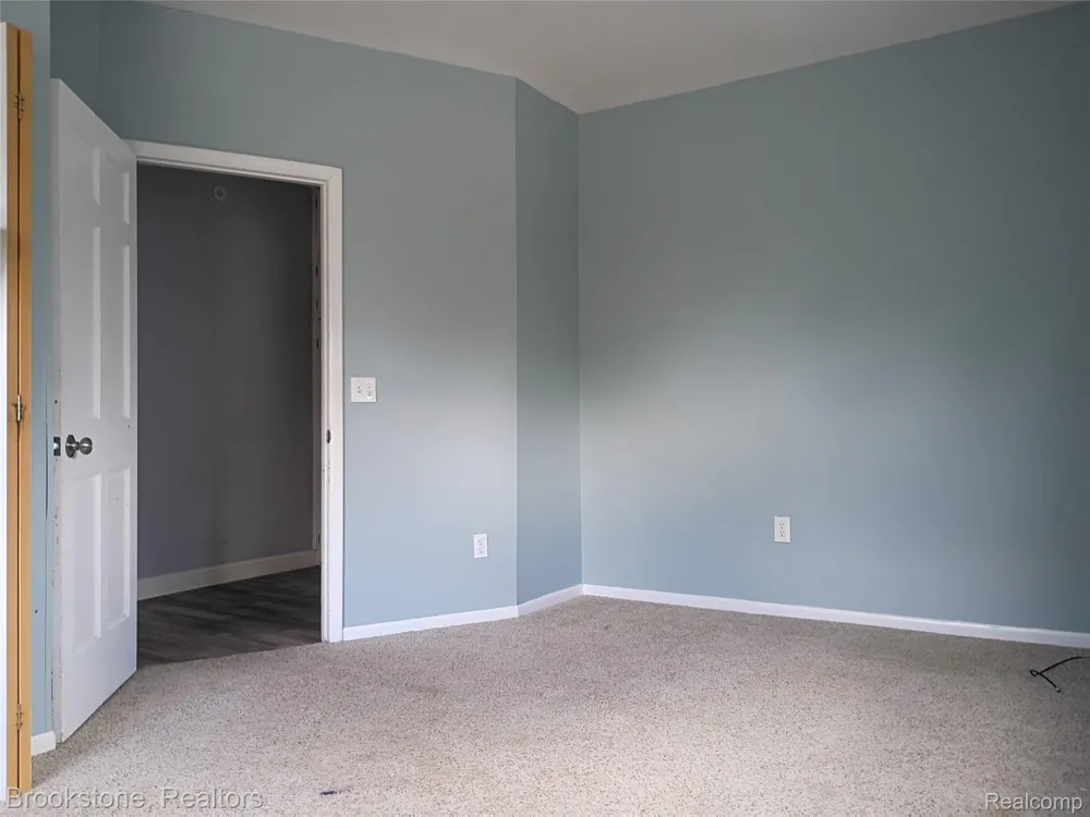 510 Pleasant Street #4 Charlotte City, MI 48813