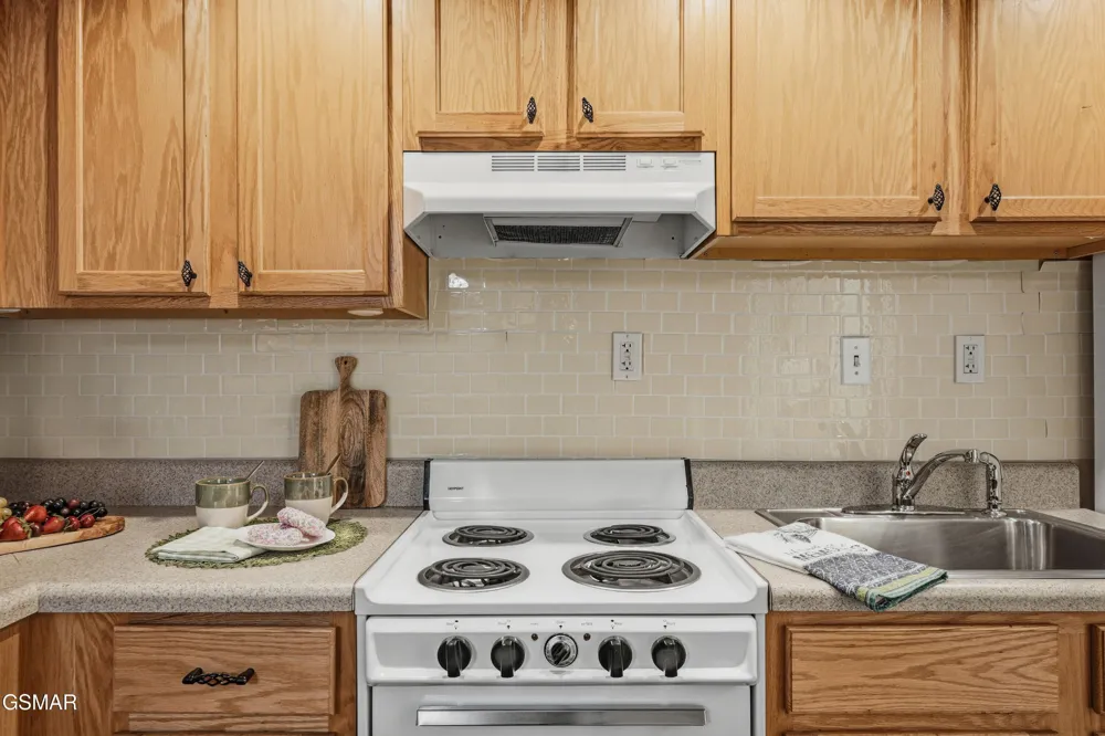 2743 Colonial Drive #205 Pigeon Forge, TN 37863