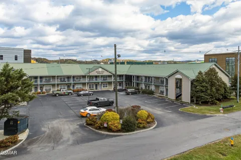 2743 Colonial Drive #APT 205